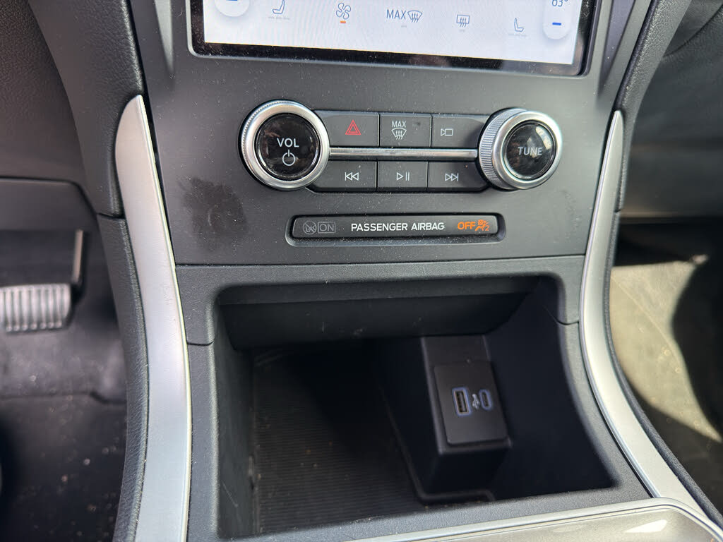 2024 Ford Edge