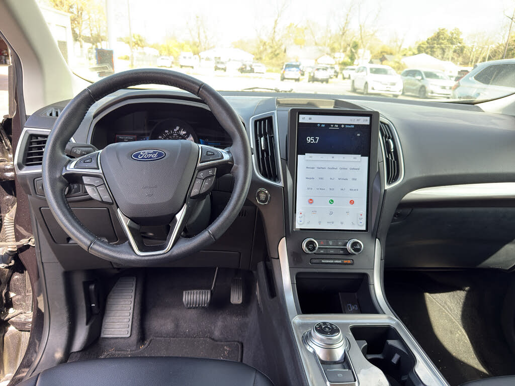 2024 Ford Edge