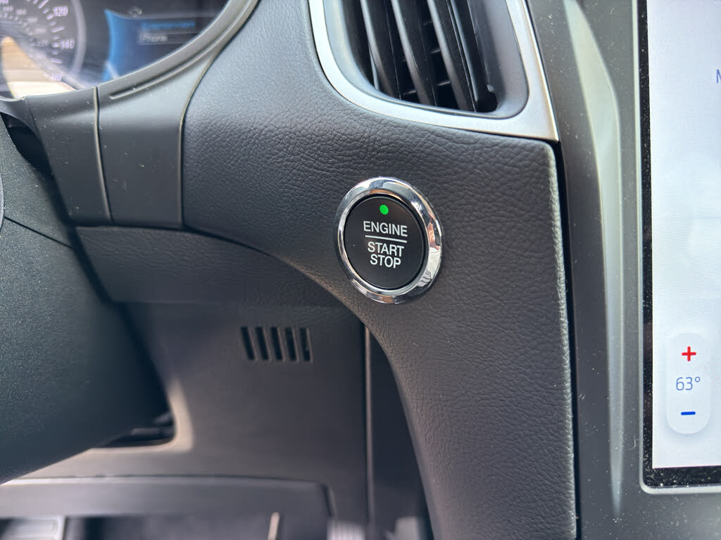 2024 Ford Edge