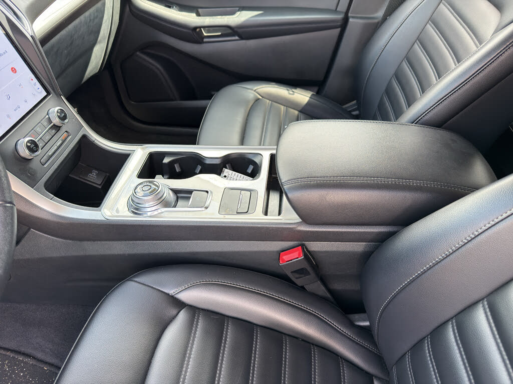 2024 Ford Edge