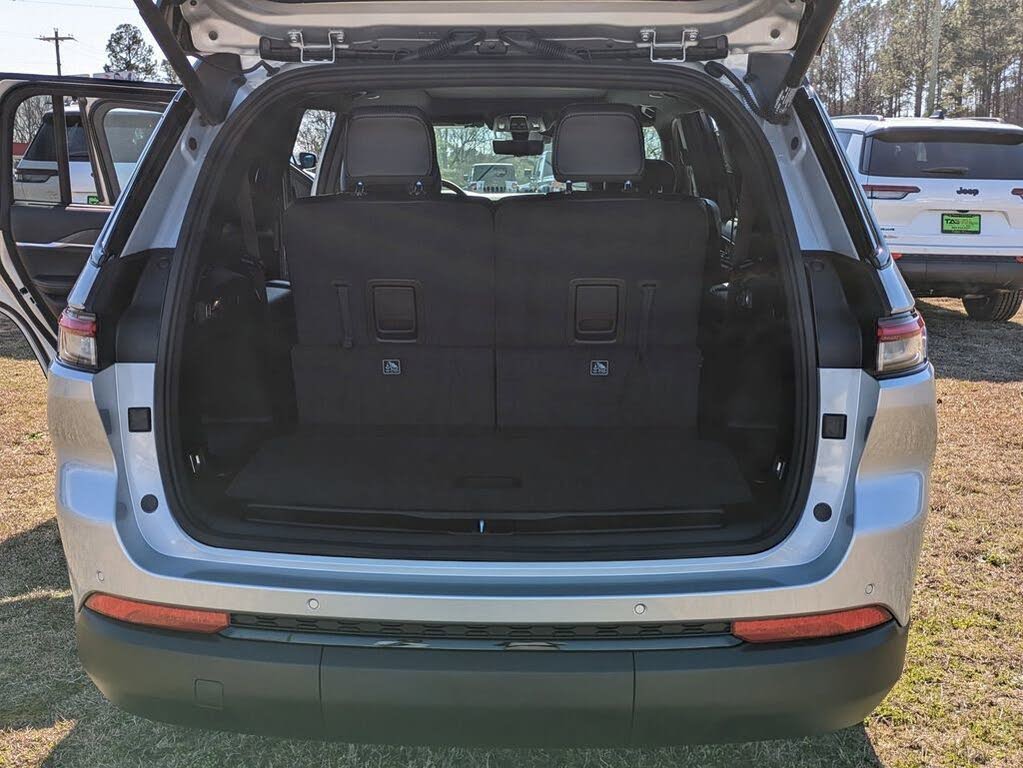 2025 Jeep Grand Cherokee L