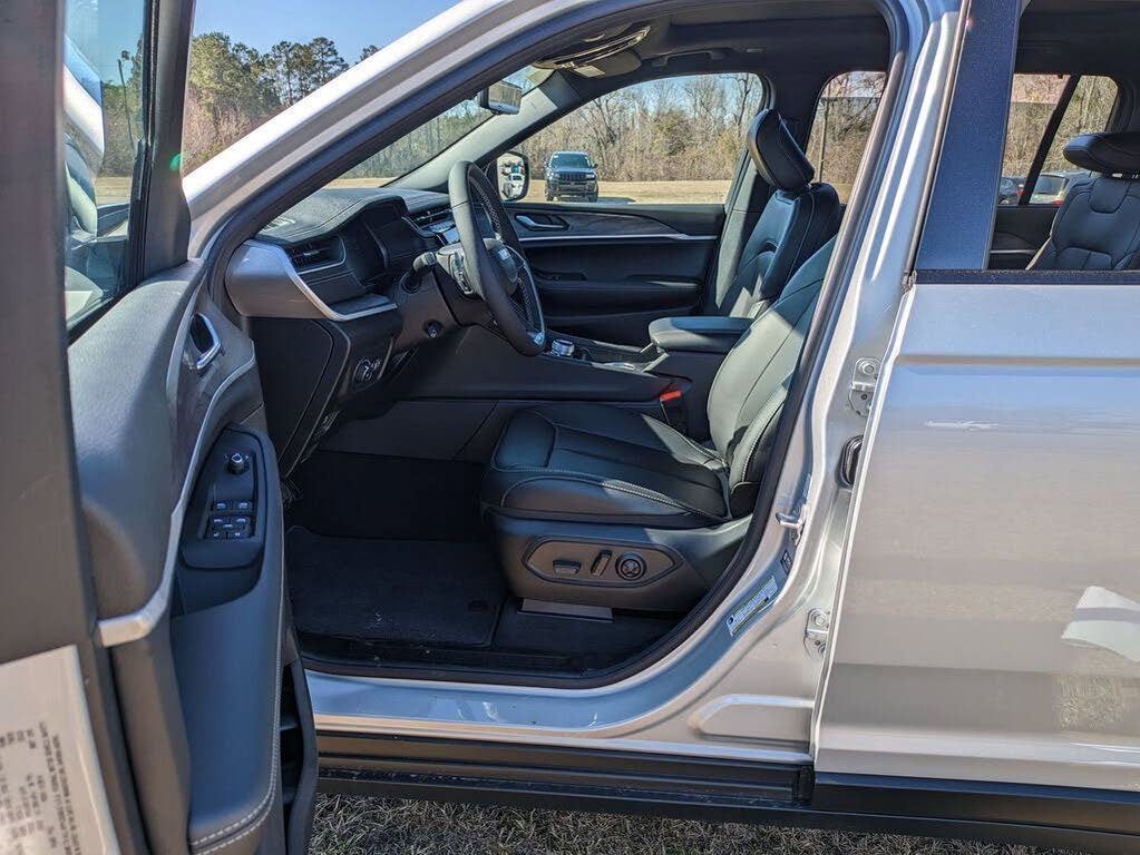 2025 Jeep Grand Cherokee L