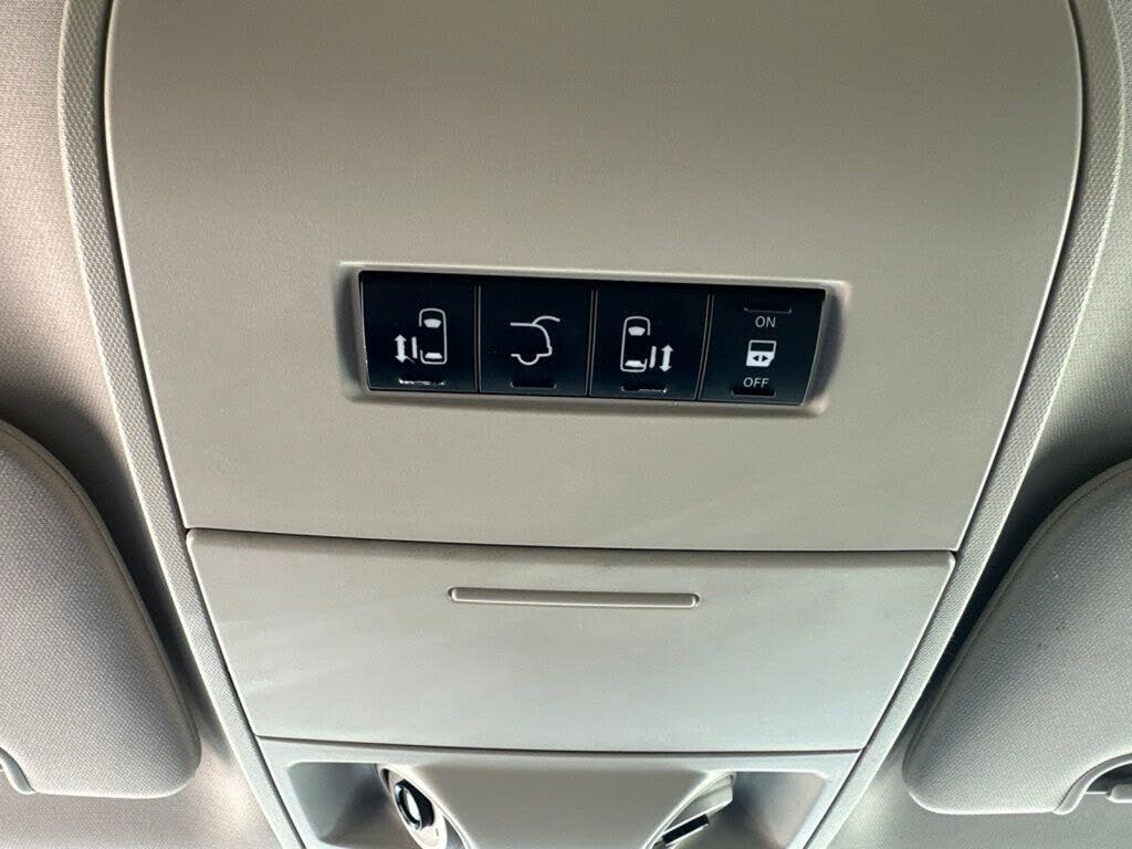 2014 Chrysler Town and Country
