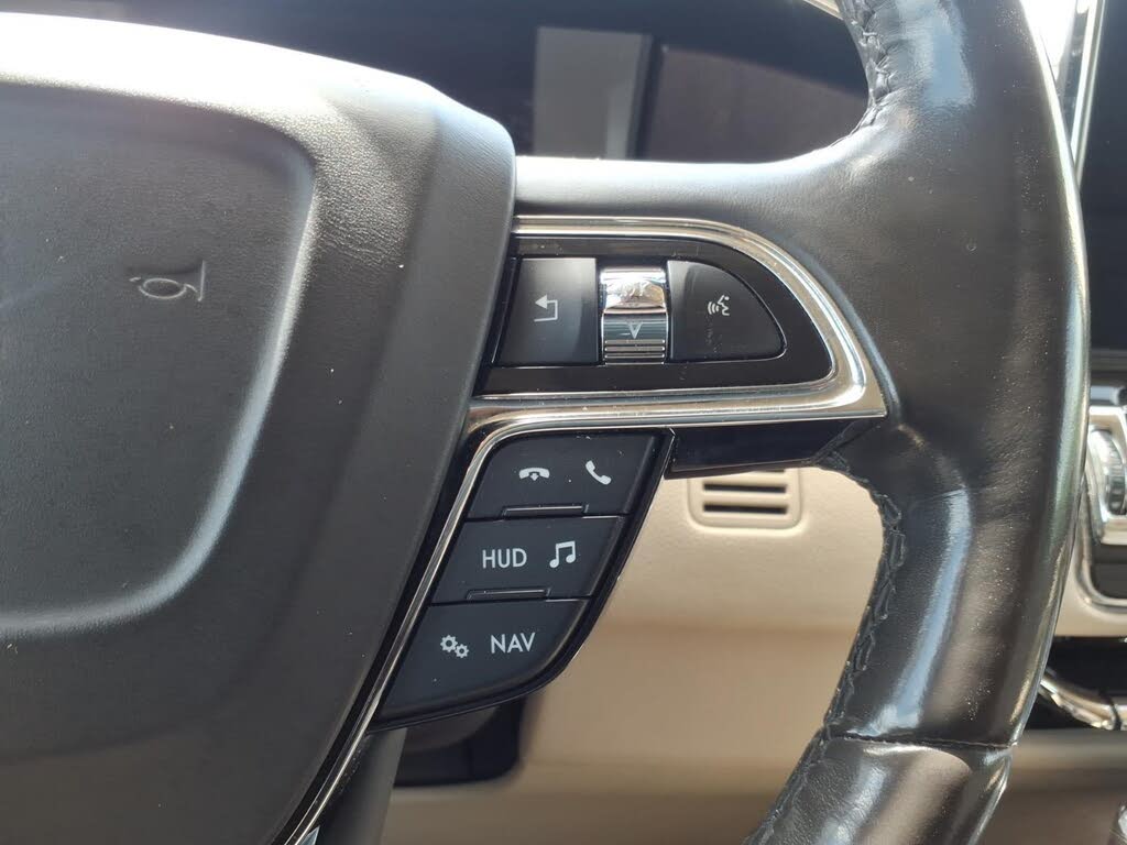 2021 Lincoln Navigator L