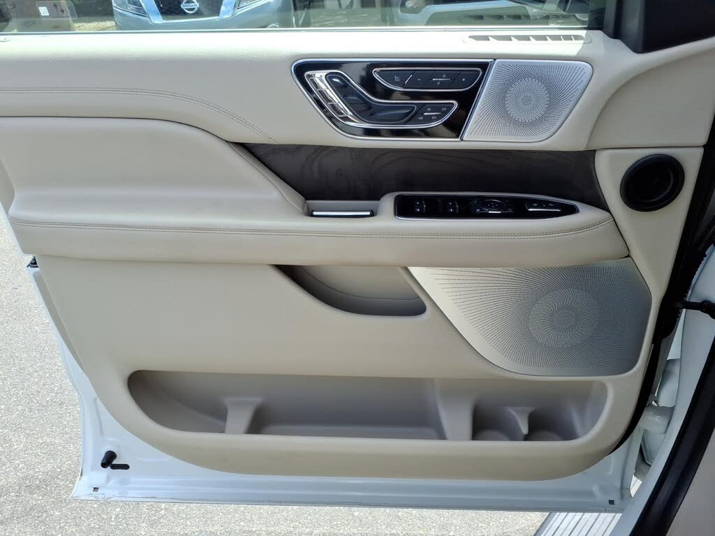 2021 Lincoln Navigator L
