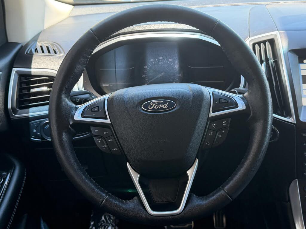 2017 Ford Edge