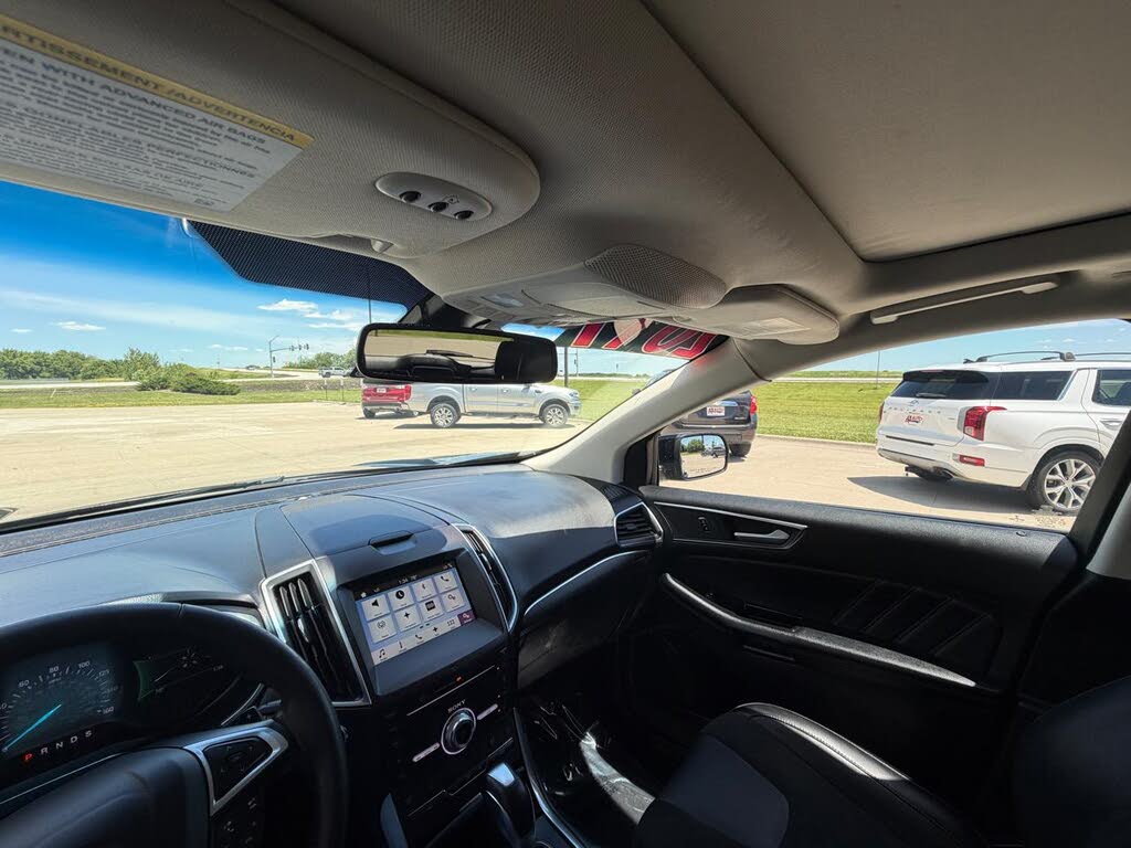 2017 Ford Edge