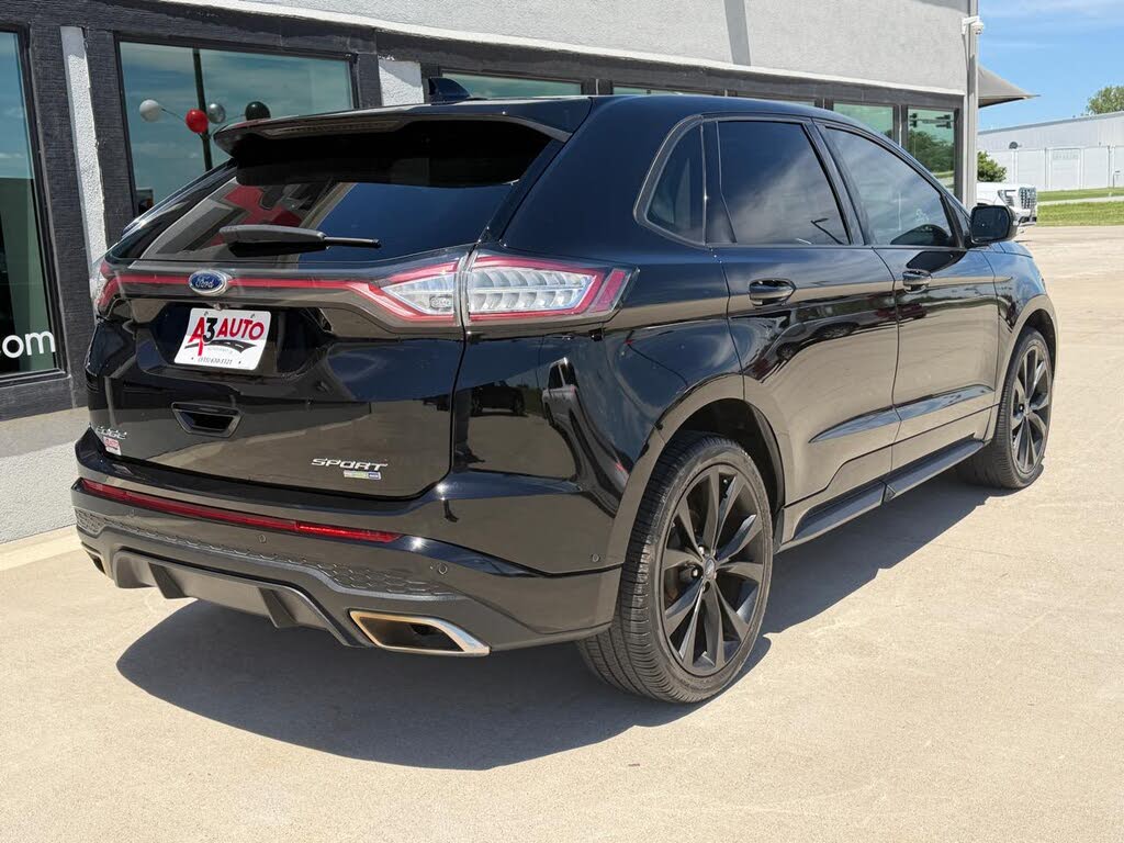 2017 Ford Edge