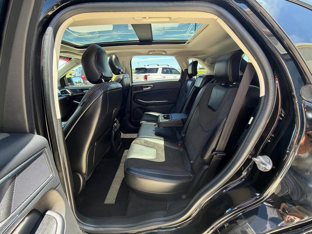 2017 Ford Edge