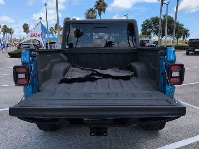 2024 Jeep Gladiator