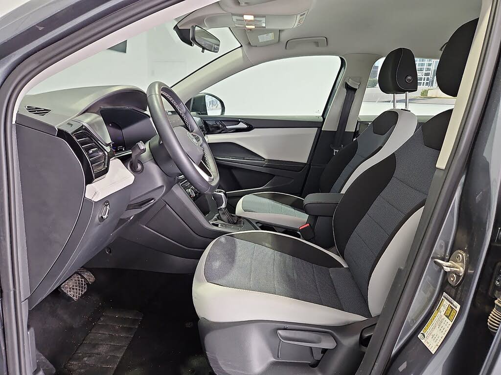 2025 Volkswagen Taos