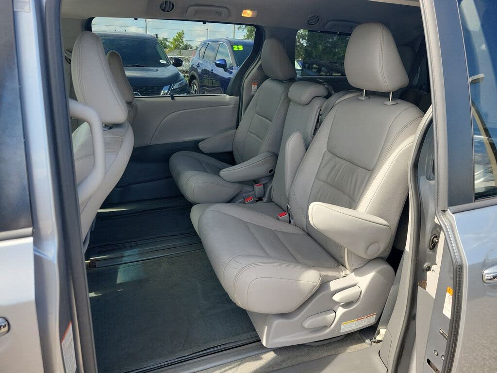 2015 Toyota Sienna