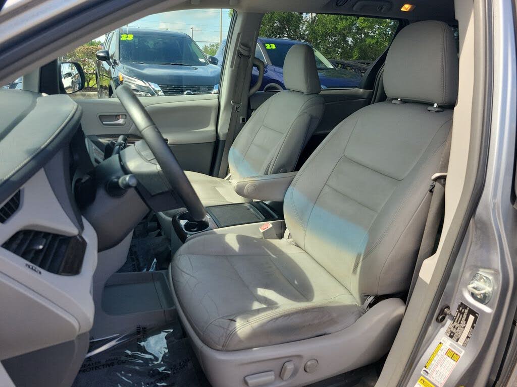 2015 Toyota Sienna