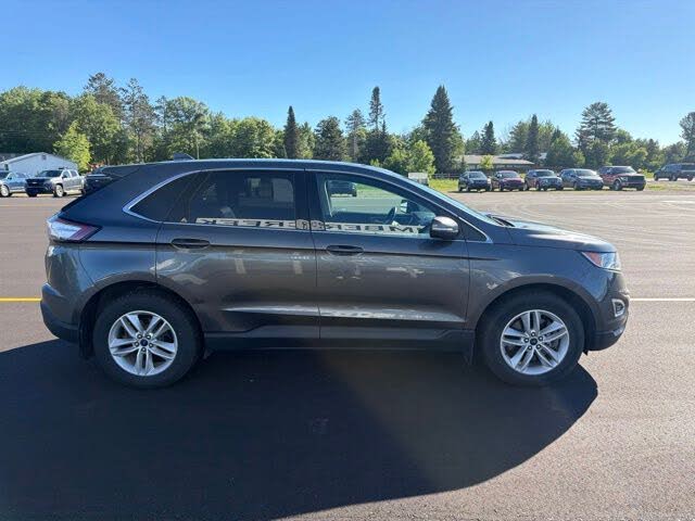 2017 Ford Edge