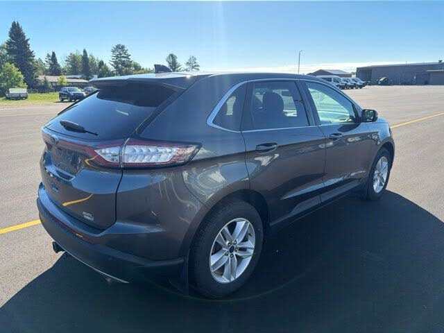 2017 Ford Edge