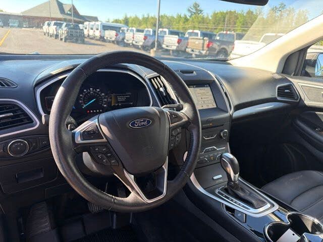 2017 Ford Edge