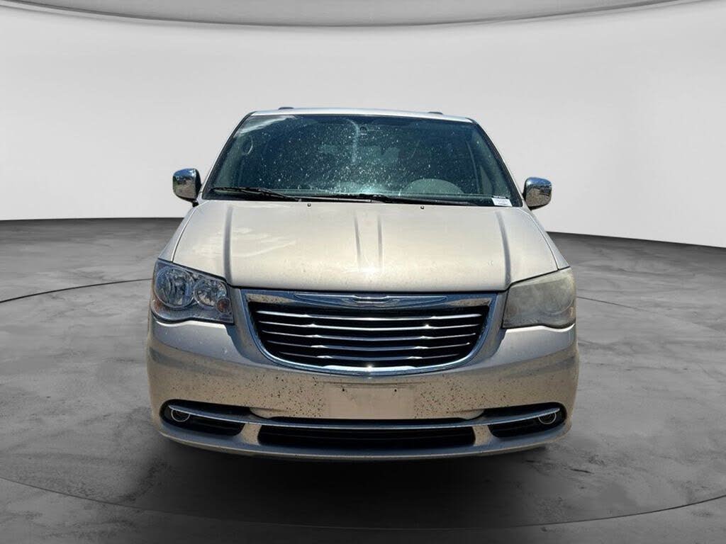 2014 Chrysler Town and Country