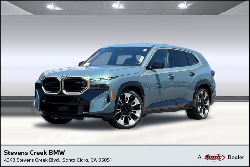 2023 BMW XM Base