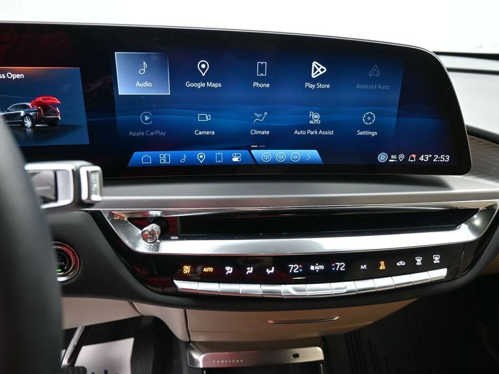 2024 Cadillac LYRIQ