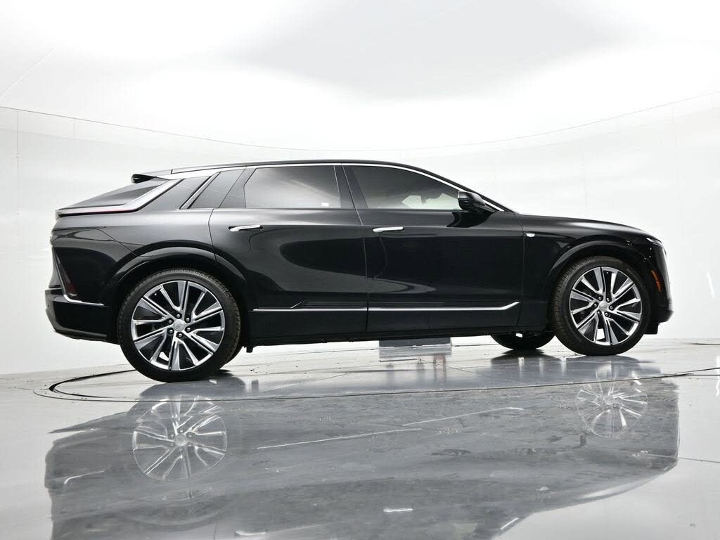 2024 Cadillac LYRIQ