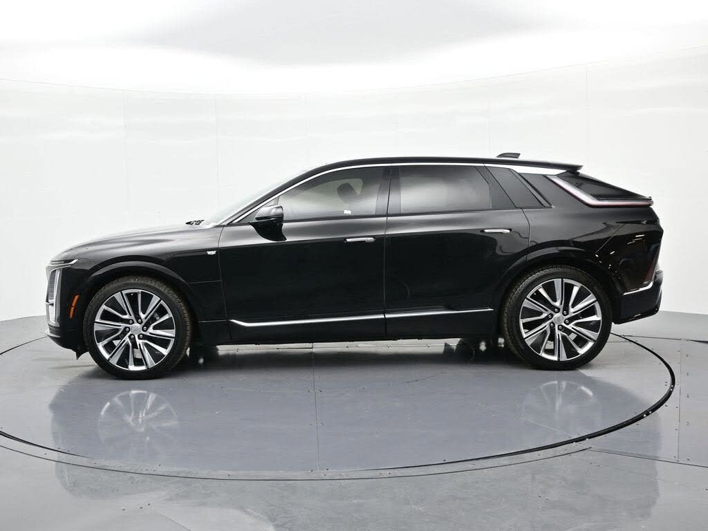 2024 Cadillac LYRIQ