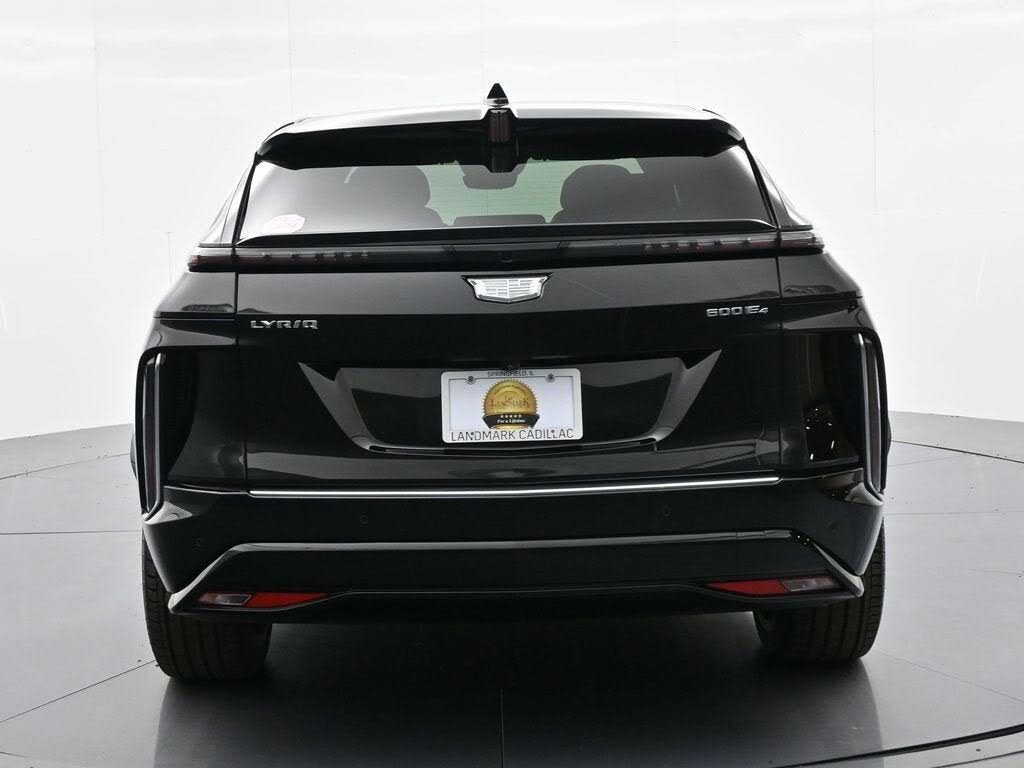 2024 Cadillac LYRIQ