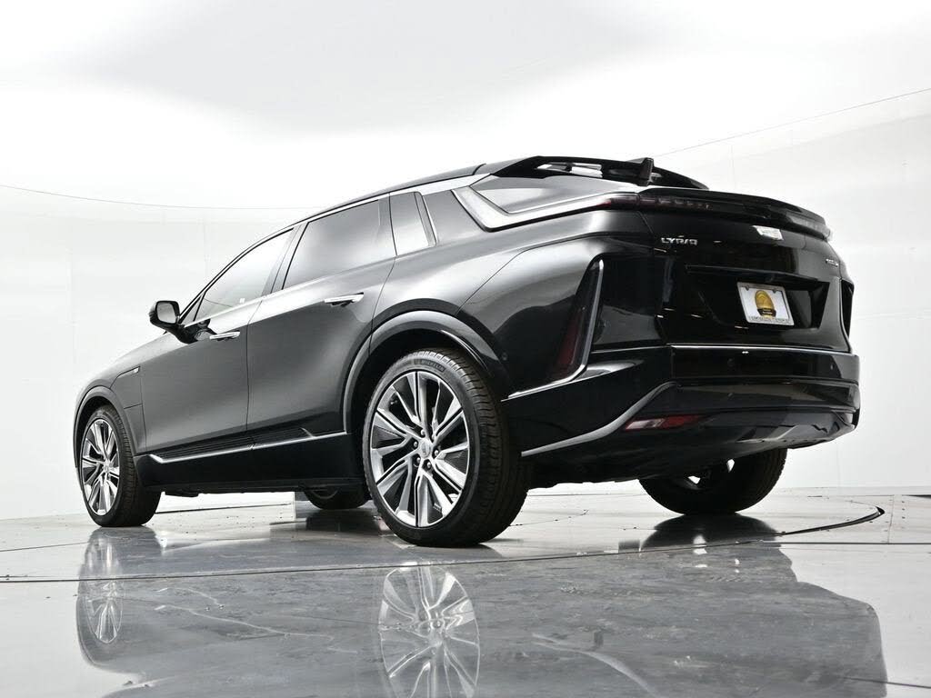 2024 Cadillac LYRIQ