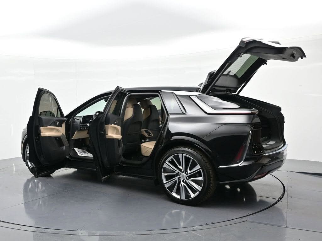 2024 Cadillac LYRIQ