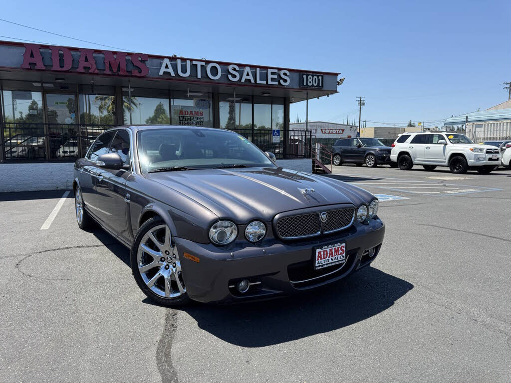 2007–2009 Jaguar XJ