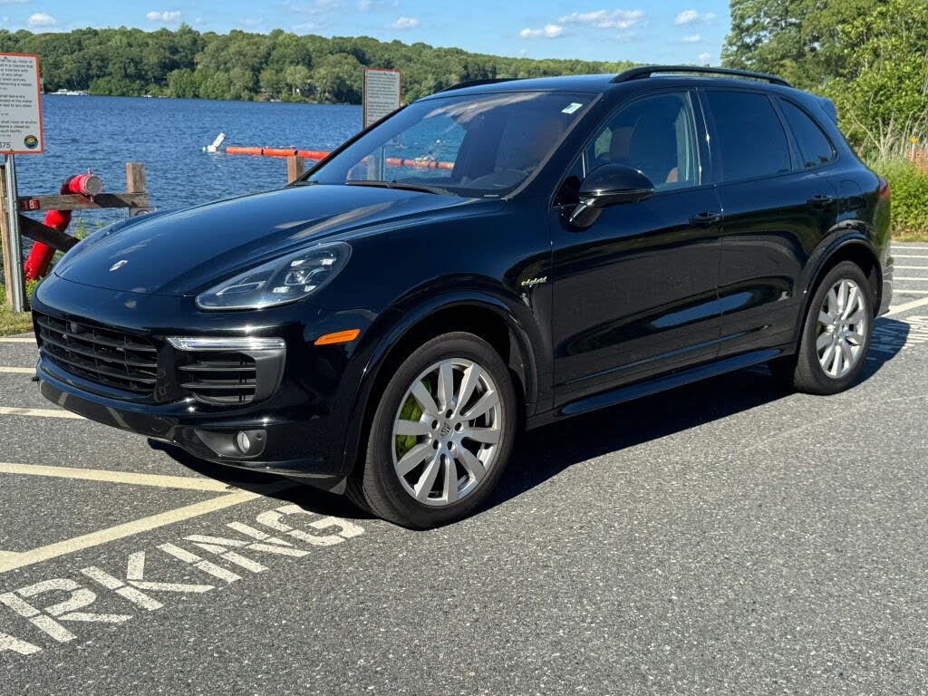 2010–2017 Porsche Cayenne