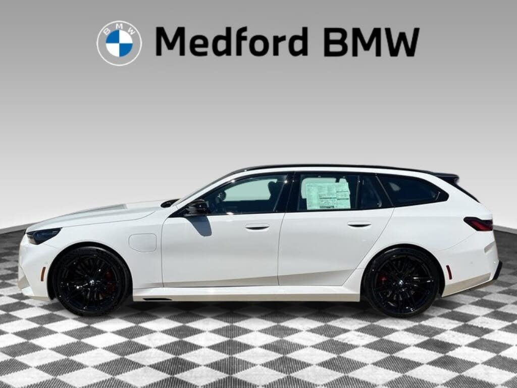 2027 BMW M5 Touring