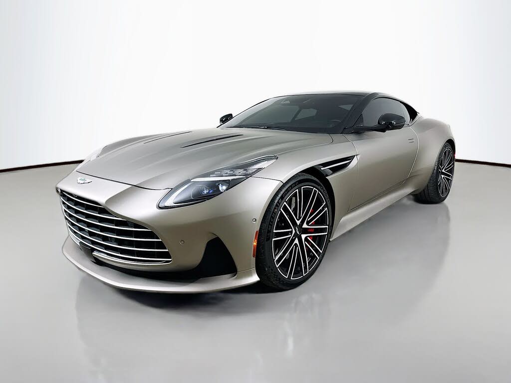 Aston Martin DB12