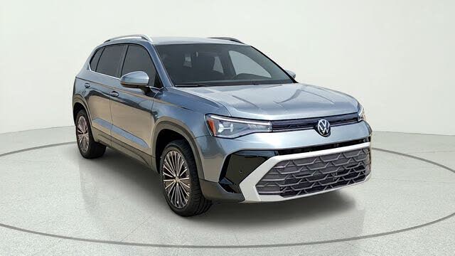 2025 Volkswagen Taos 1.5T SE — photo 1 of 12