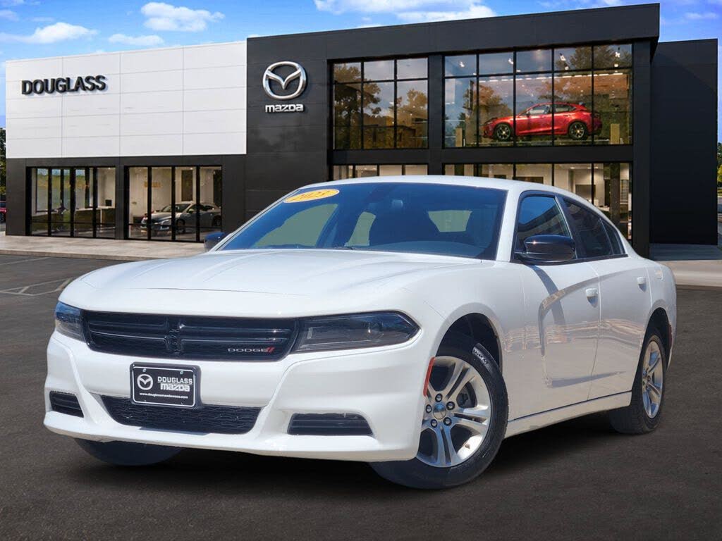 2023 Dodge Charger SXT — photo 1 of 12