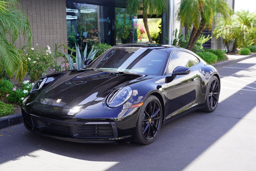 Porsche 911 992.1 Carrera 4