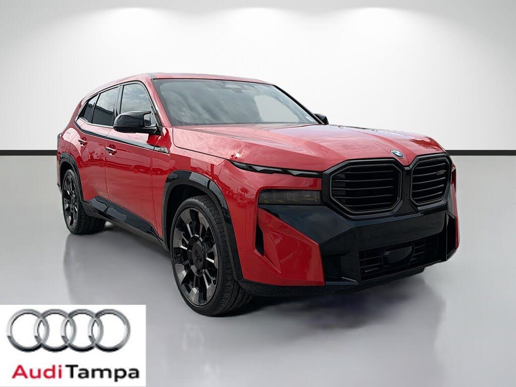 2023 BMW XM Base