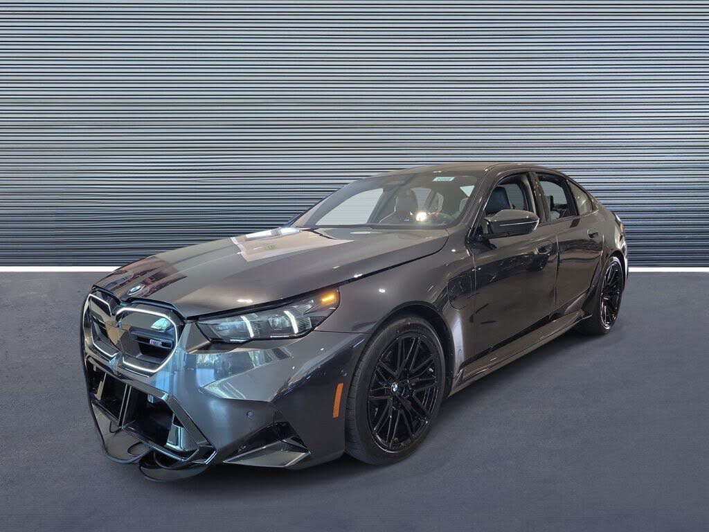 2027 BMW M5 Base