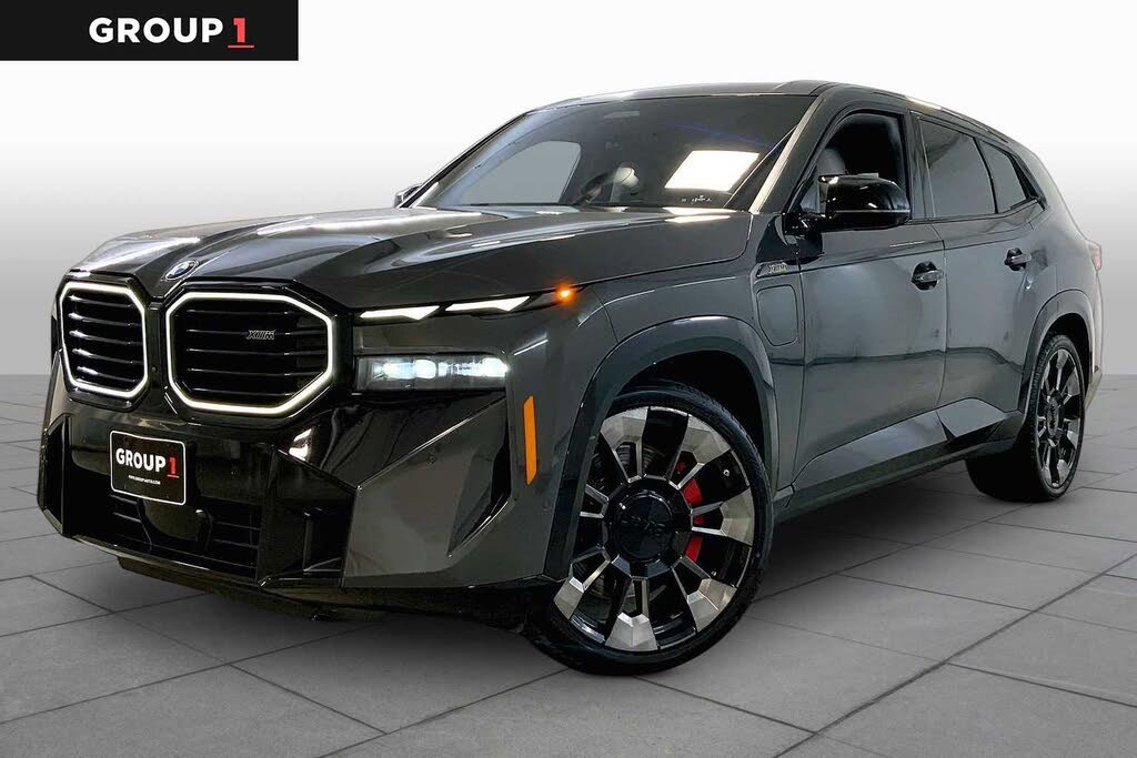 2023 BMW XM Base
