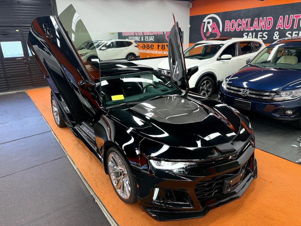Chevrolet Camaro 6th Gen ZL1 Coupe