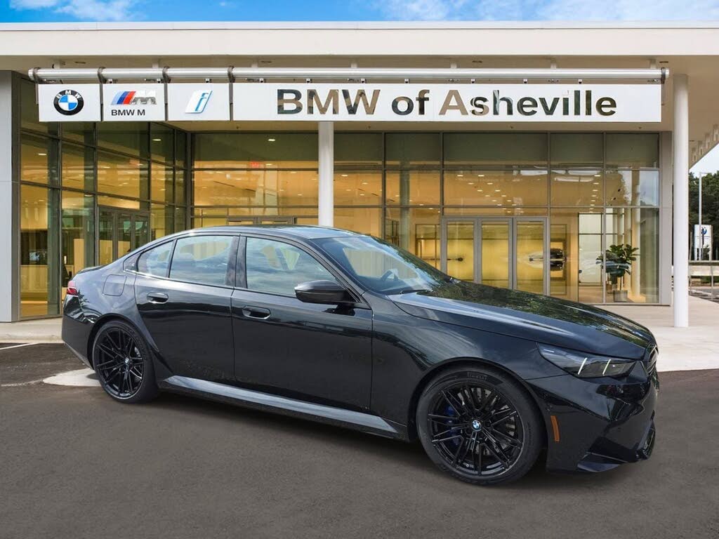 2027 BMW M5 Base