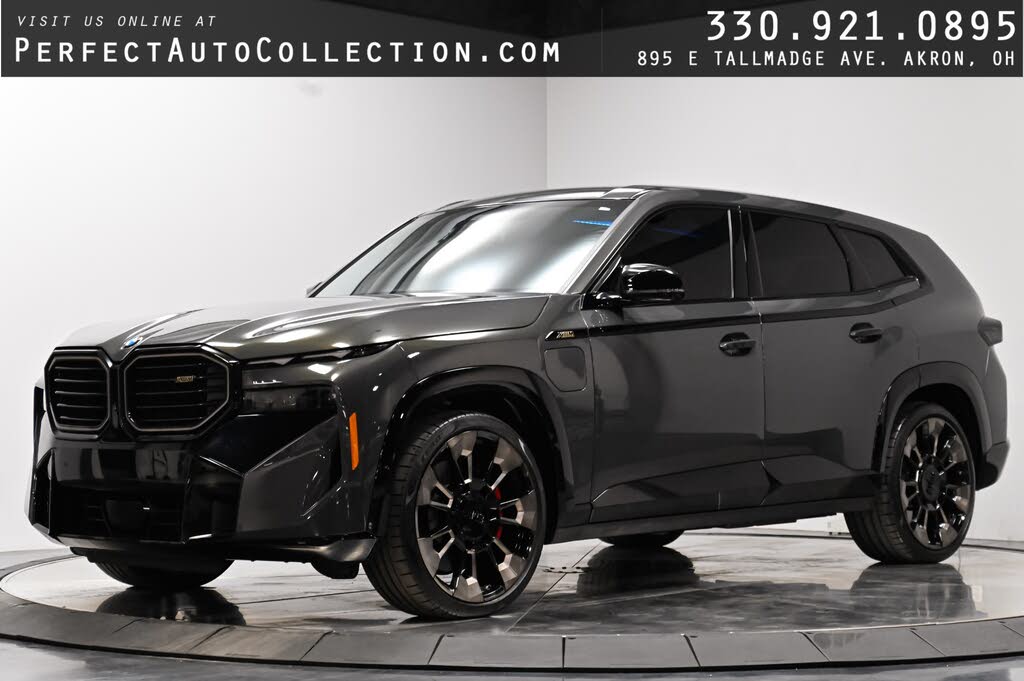 2023 BMW XM Base